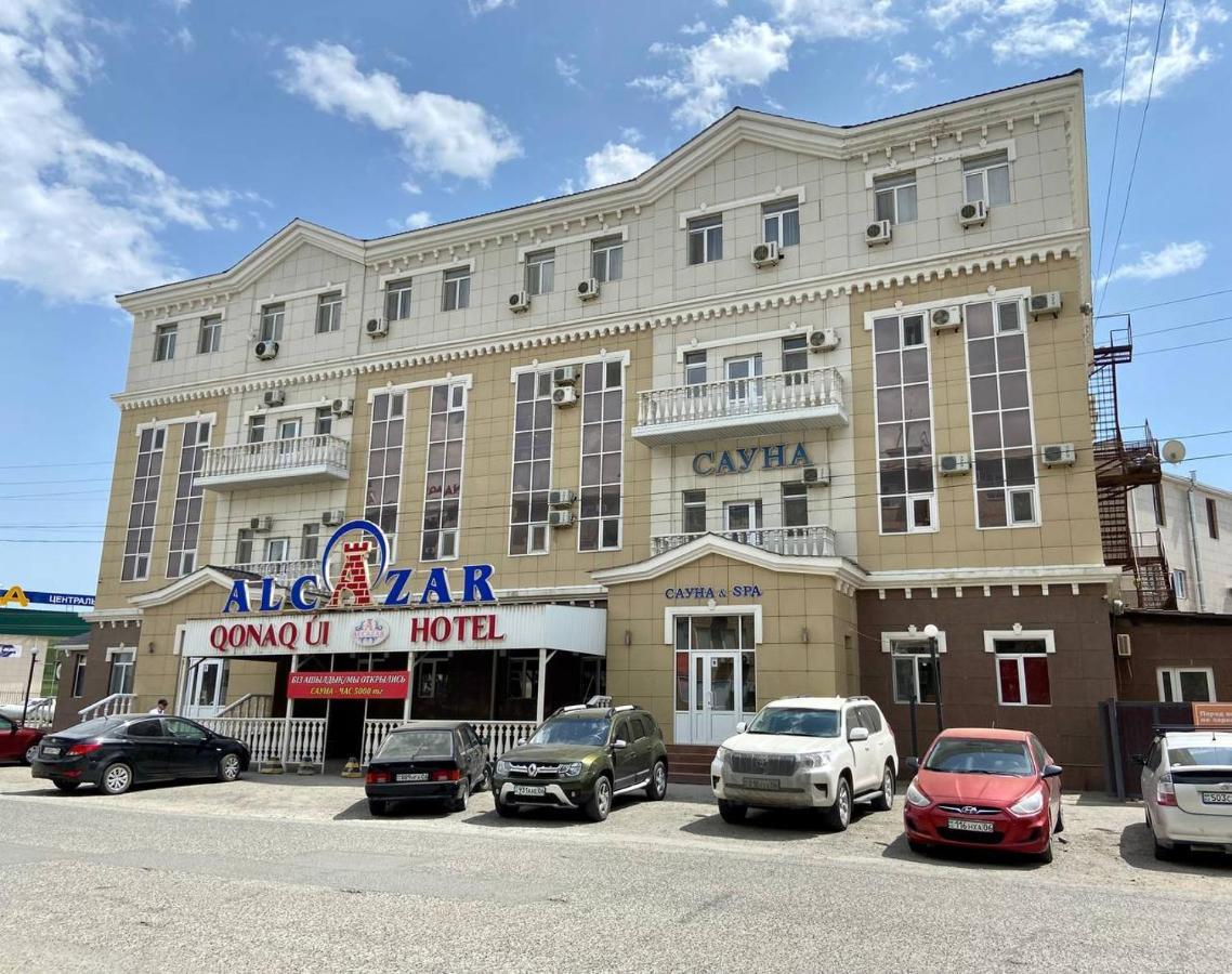 Alcazar Hotel Atyrau Ngoại thất bức ảnh