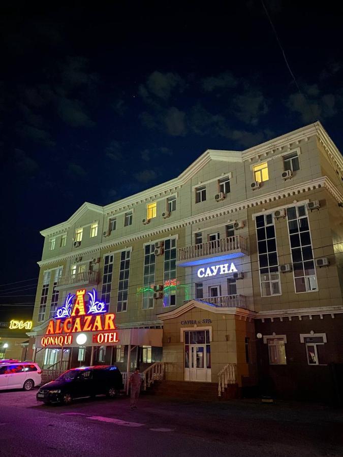 Alcazar Hotel Atyrau Ngoại thất bức ảnh